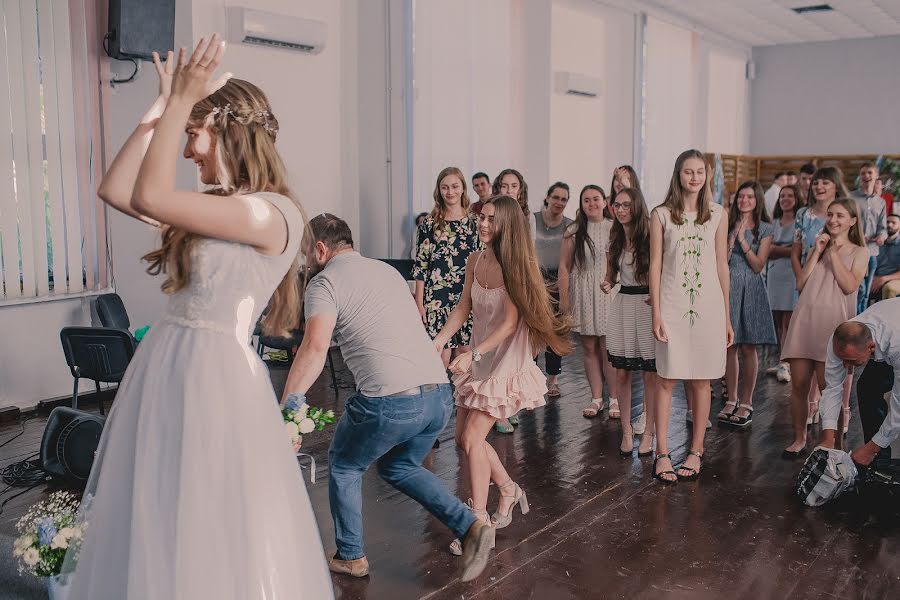 Fotógrafo de casamento Viktoriya Yanushevich (vikayanuahevych). Foto de 6 de janeiro 2019