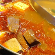 新馬辣經典麻辣鍋(峨嵋店 Plus)