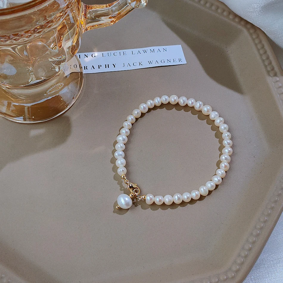 Vintage Mori stil narukvica sa prirodnim slatkovodnim biserima, elegantna i prirodna, savršena za poklon, za svaki dan.