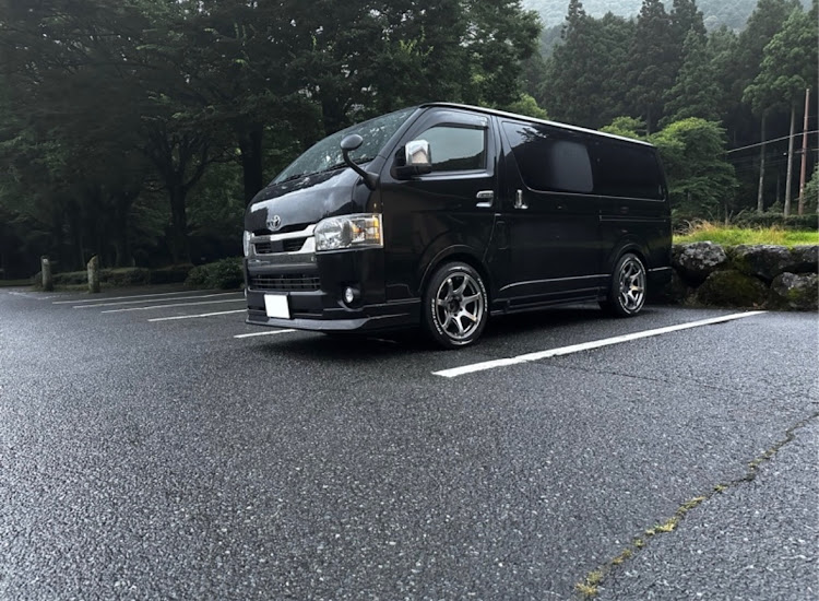 ハイエースバンのうーさんが投稿したカスタム事例の投稿画像1枚目