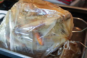 How to Cook a Turkey in an Oven Bag - Page 2 of 2 - Clever Housewife