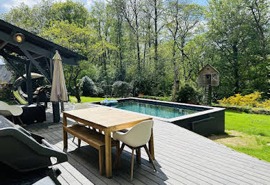 Maison avec piscine et jardin 13