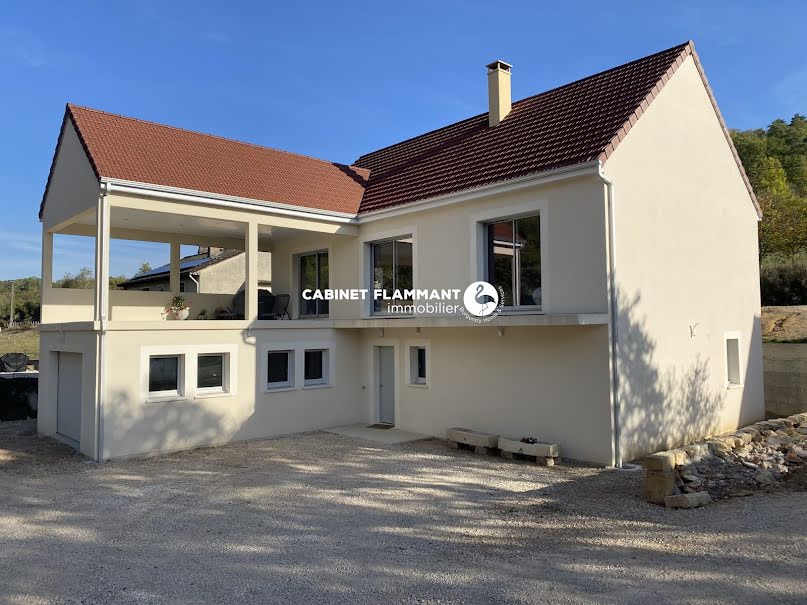 Vente maison 4 pièces 122 m² à Montbard (21500), 260 000 €