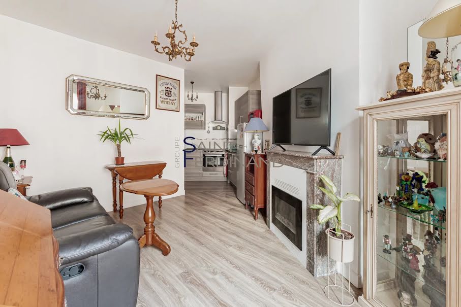 Vente appartement 2 pièces 33.52 m² à Paris 18ème (75018), 335 000 €