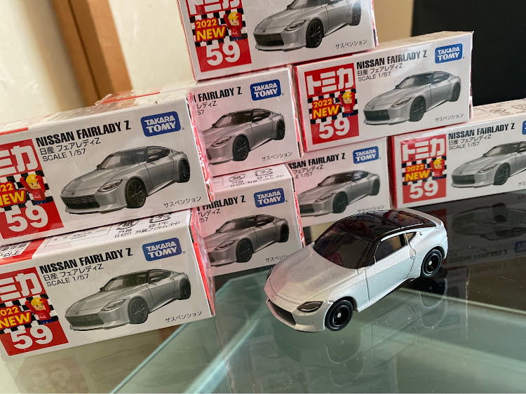 フェアレディZのフェアレディZ・Z31 フェアレディZ・新型フェアレディZ・イカズチイエロー・トミカ ミニカーに関するカスタム事例の投稿画像3枚目