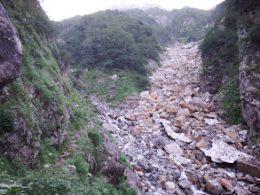 河原沿いにも進めそうだが