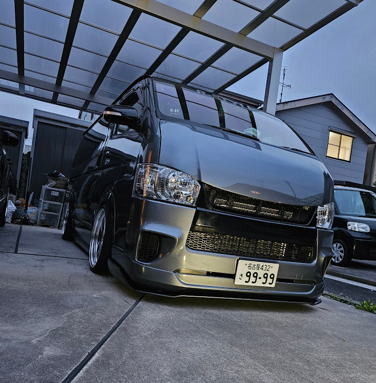 ハイエースバンの作業車・走り重視・ハイフロータービン・リミッターカット・ワンオフマフラーに関するカスタム事例の投稿画像1枚目