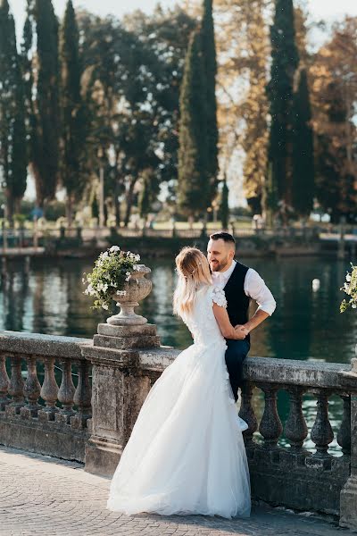 Wedding photographer Alina Bondarenko (alinabond). Photo of 13 April 2021