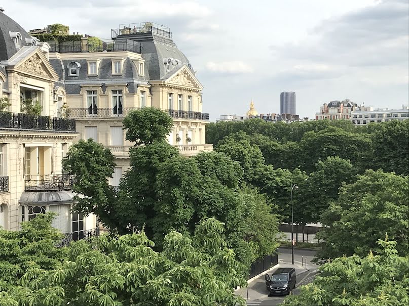 Location meublée appartement 6 pièces 265 m² à Paris 8ème (75008), 35 000 €