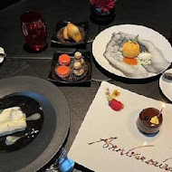 L'ATELIER de Joel Robuchon 侯布雄法式餐廳