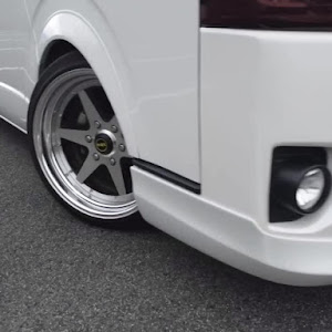 ハイエースバン TRH200V