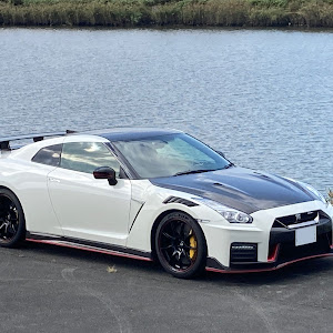 NISSAN GT-R R35