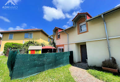 House with terrace 1