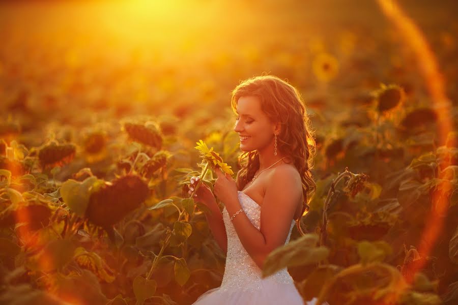 Fotógrafo de casamento Michał Kondas (ekspresja). Foto de 7 de setembro 2018