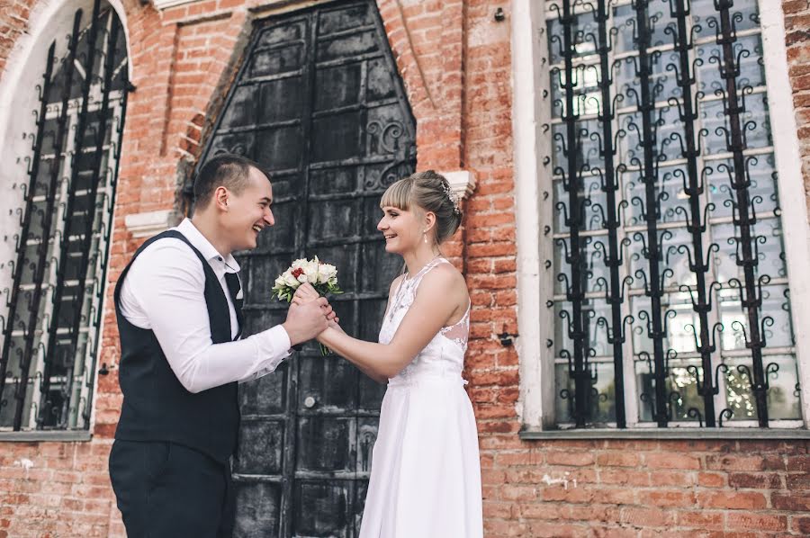 Fotografo di matrimoni Olga Lebed-Latysheva (lebed). Foto del 5 febbraio 2019