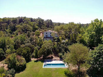 propriété à Fontaine-de-Vaucluse (84)