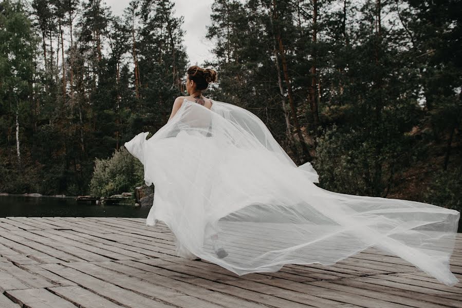 Fotógrafo de casamento Kolya Shelest (truephoto). Foto de 18 de janeiro 2020