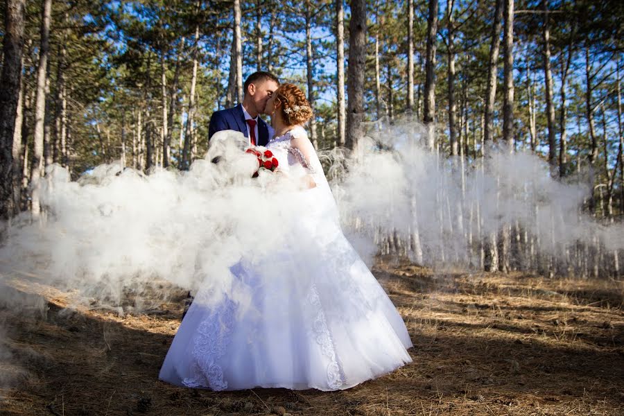 Nhiếp ảnh gia ảnh cưới Ivan Ugryumov (van42). Ảnh của 23 tháng 3 2020