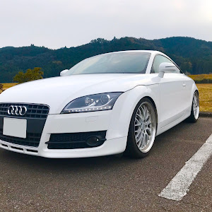 TT クーペ 2.0TFSI