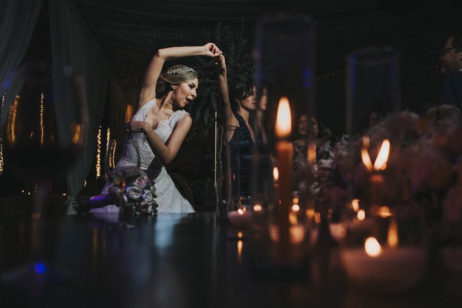 Fotógrafo de casamento Christian Macias (christianmacias). Foto de 18 de abril 2019