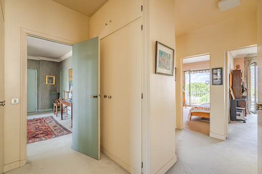 Apartment 5