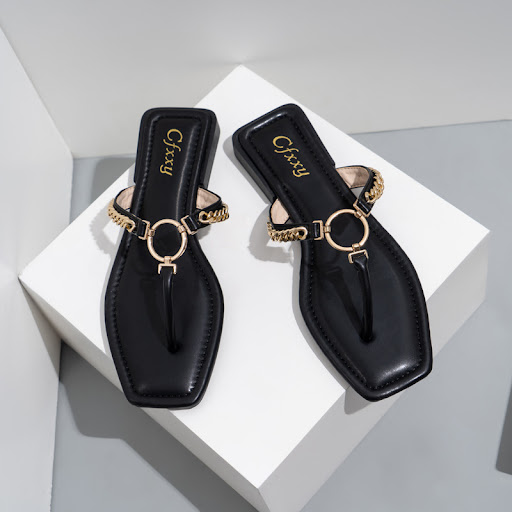 Title 2, Fashion Chain Round Buckle Flip Flops for Women...