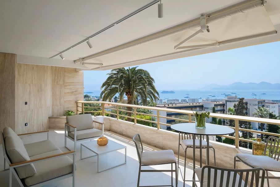 Vente appartement  92.02 m² à Cannes (06400), 1 980 000 €