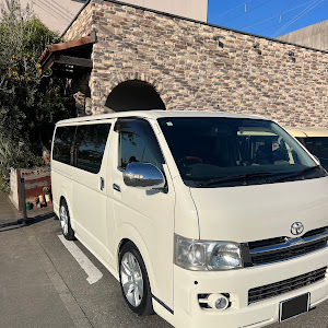 ハイエースバン KDH200V