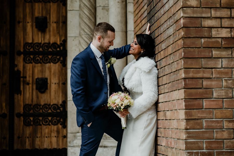 Fotografo di matrimoni Kata Buduczki (sipos). Foto del 12 aprile 2019