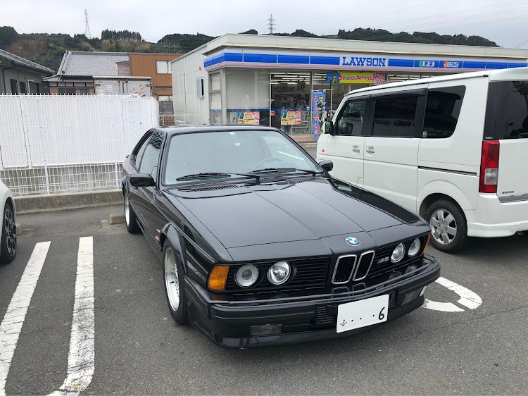 M6のBMW E28 E30・アルピナ B7ターボ/3・635csi・M635csi・オフ会に関するカスタム事例の投稿画像15枚目
