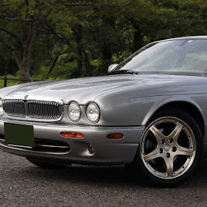 XJ J13LB