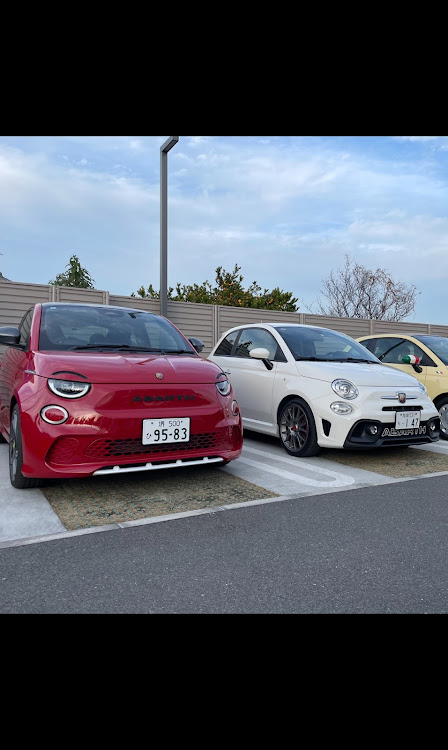 595のいつもいいねありがとうございます・試乗車・ABARTH 500eに関するカスタム事例の投稿画像8枚目