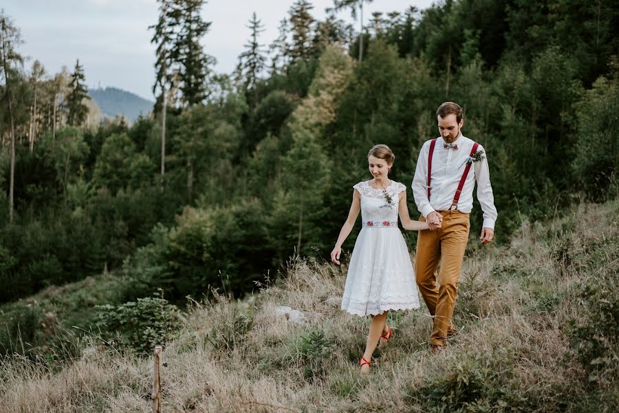 Fotógrafo de casamento Vlaďka Höllova (vladkahollova). Foto de 16 de outubro 2019