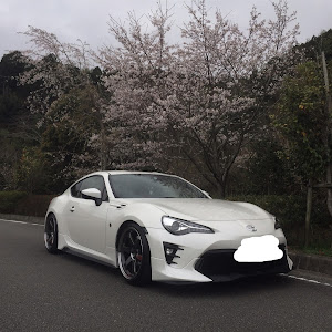 86
