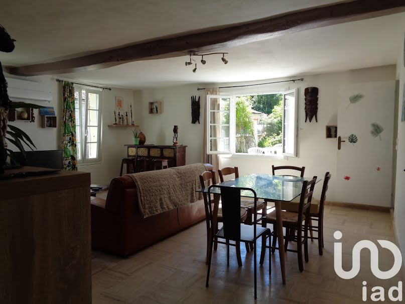 Vente maison 5 pièces 150 m² à Saint-Georges-des-Coteaux (17810), 298 000 €