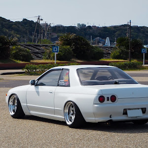 スカイライン R32