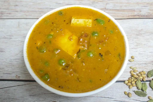 Matar Paneer