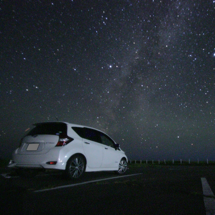ノートの星空撮影・カメラの練習・星空観察・灯台のある風景・星景写真に関するカスタム事例の投稿画像1枚目