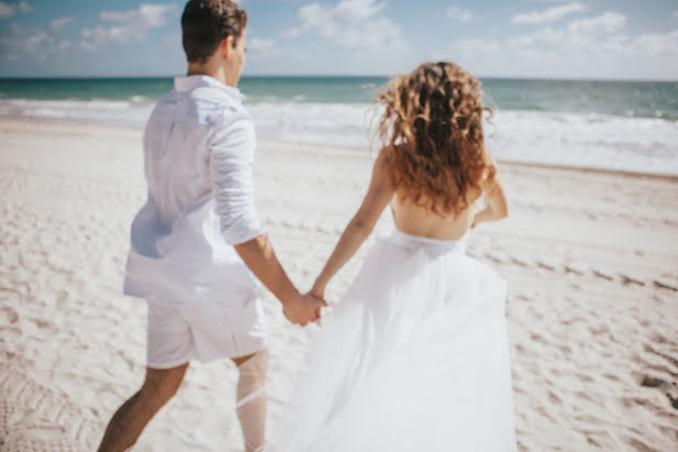 Fotógrafo de casamento Ekaterina Podrazhanskaia (kateestrellita). Foto de 18 de junho 2022