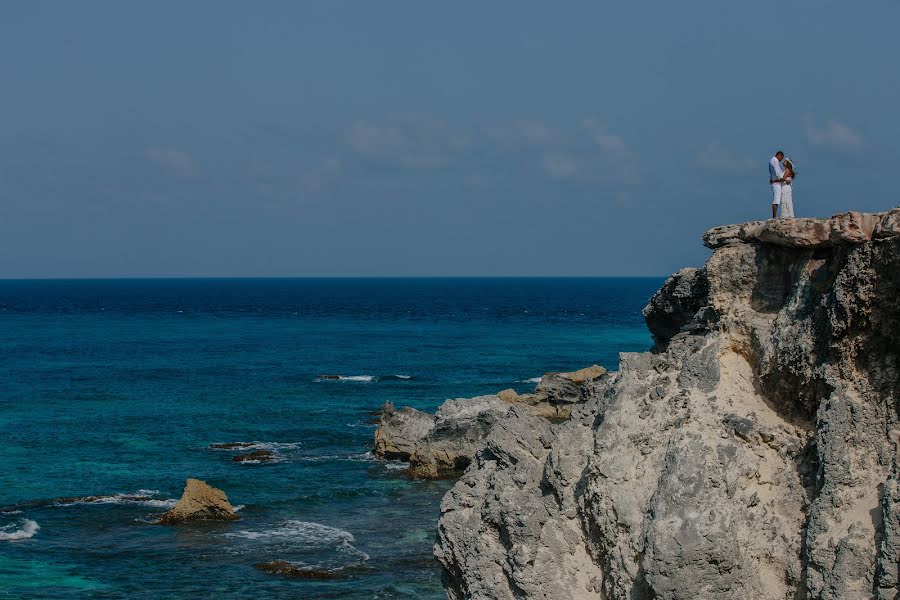 Bryllupsfotograf Nick E Erica Böhmer (casarcancun). Foto fra august 31 2018