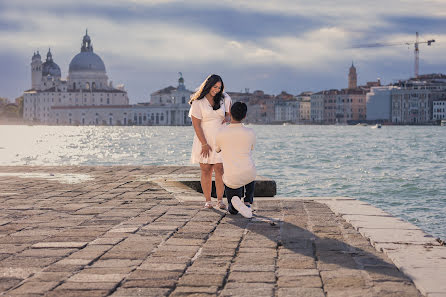 Jurufoto perkahwinan Luca Fazzolari (venice). Foto pada 26 Mei 2023