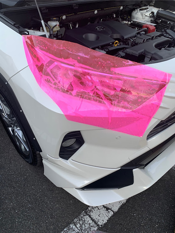 RAV4のrav4・ヘッドライト・ピンクに関するカスタム事例の投稿画像2枚目