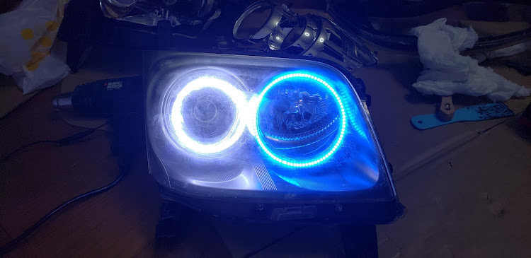 ムーヴカスタムのDIY・ヘッドライト交換・イカリングに関するカスタム事例の投稿画像3枚目