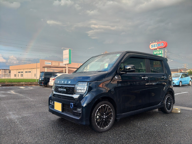 N-WGN カスタムの天気雨・虹・ローガンに関するカスタム事例の投稿画像1枚目