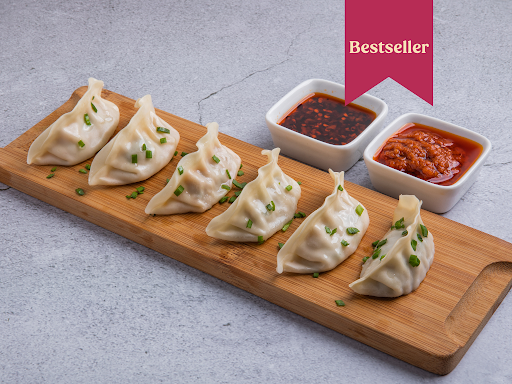 Steamed Paneer & Vegetable Momos