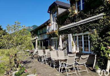 House with pool and terrace 2