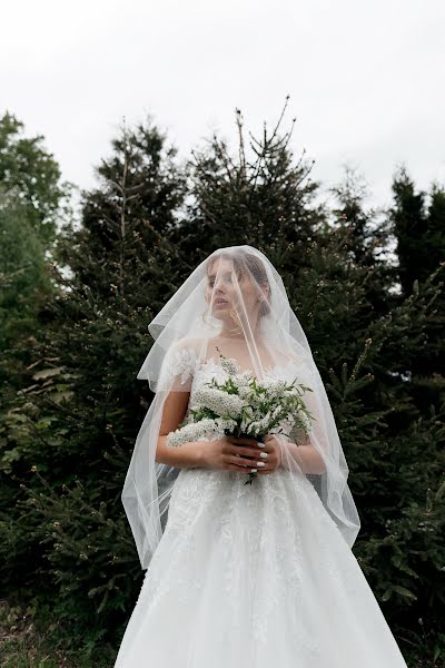 Wedding photographer Mila Koreshkova (koreshkovamila). Photo of 10 July 2022