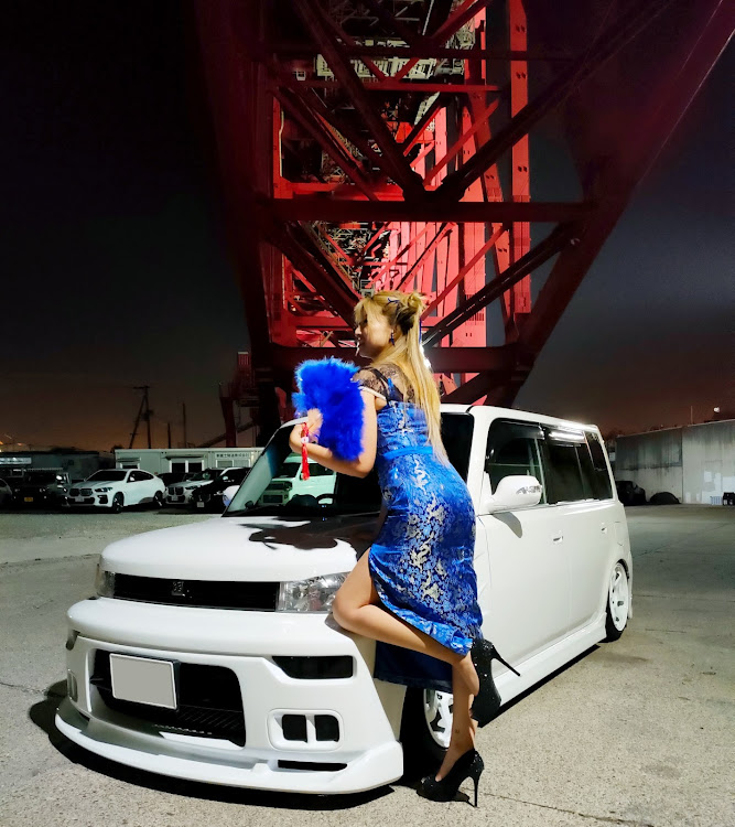 bBのbB・Garage919・極車ちゃんねるに関するカスタム事例の投稿画像2枚目