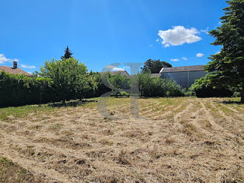 terrain à Sainte-Cécile-les-Vignes (84)