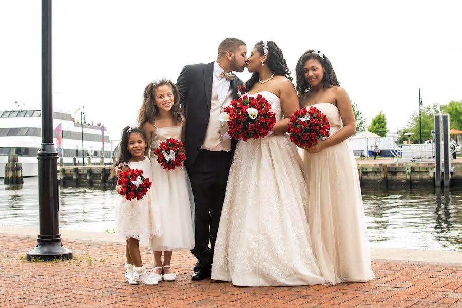 Fotógrafo de bodas Emma Donaldson (emmadonaldson). Foto del 7 de septiembre 2019